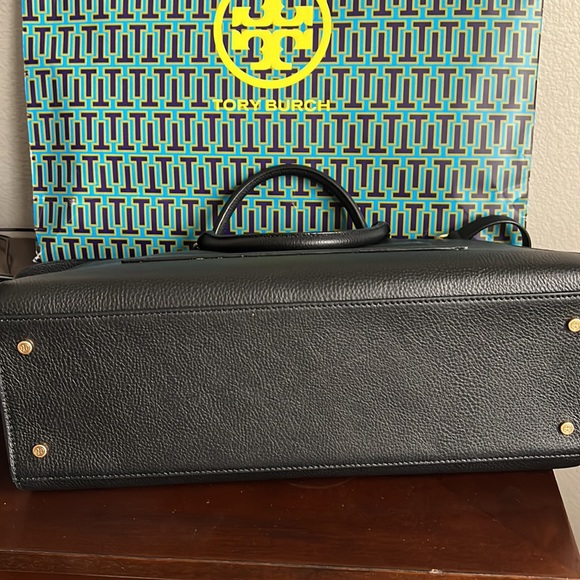 Tory Burch Black Satchel handbag - Picture 4 of 4
